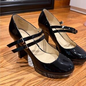 Jessica Simpson Patent Black Double-Strap Mary Jane Block Heels
